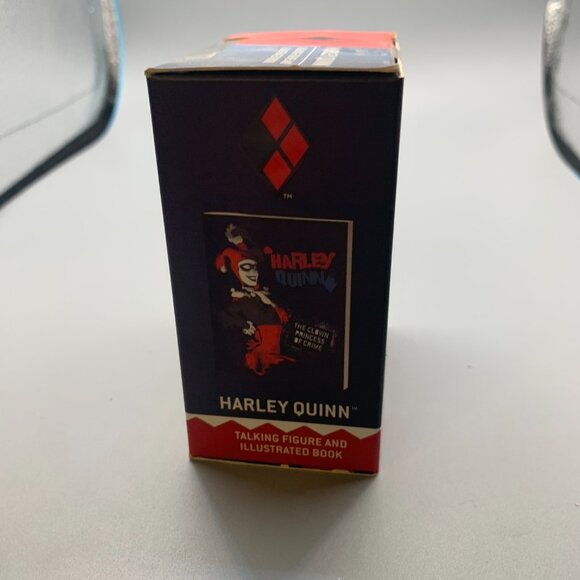 DC Harley Quinn Talking Figure & Illustrated Book NEW IN PACKAGE - Picture 2 of 3